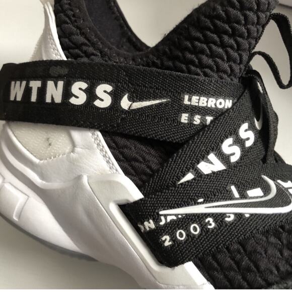 Nike Lebron Solider XII Basketball Sneakers Size 7 - Picture 11 of 12